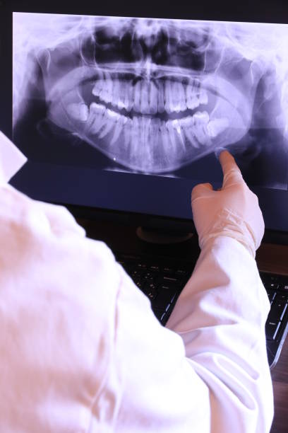 Best Weekend Emergency Dentist in Gibraltar, MI